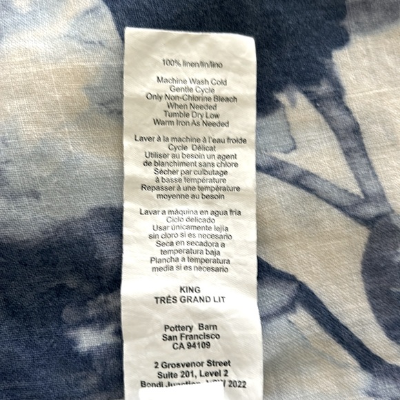 Pottery Barn King/Cal King size duvet cover w/ (2) shams - Picture 3 of 3